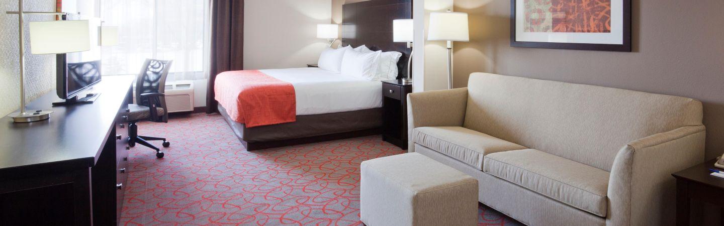 Holiday Inn Express & Suites Bloomington West By Ihg Exterior foto